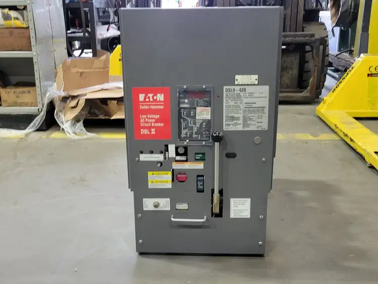 Used 2009 CUTLER-HAMMER DSLII-620 Switchgears British Columbia CA | Lenmark #240557