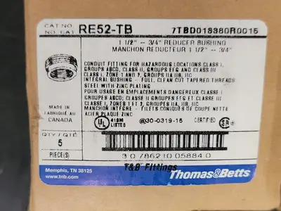 NEW THOMAS & BETTS RE52-TB