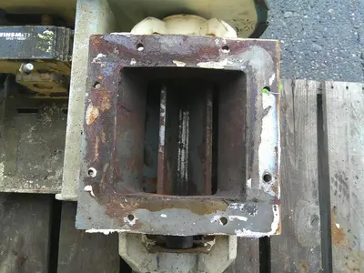 SPC9152  Valve 8 x 8 HD CS Wm Meyer rotary airlock feeder