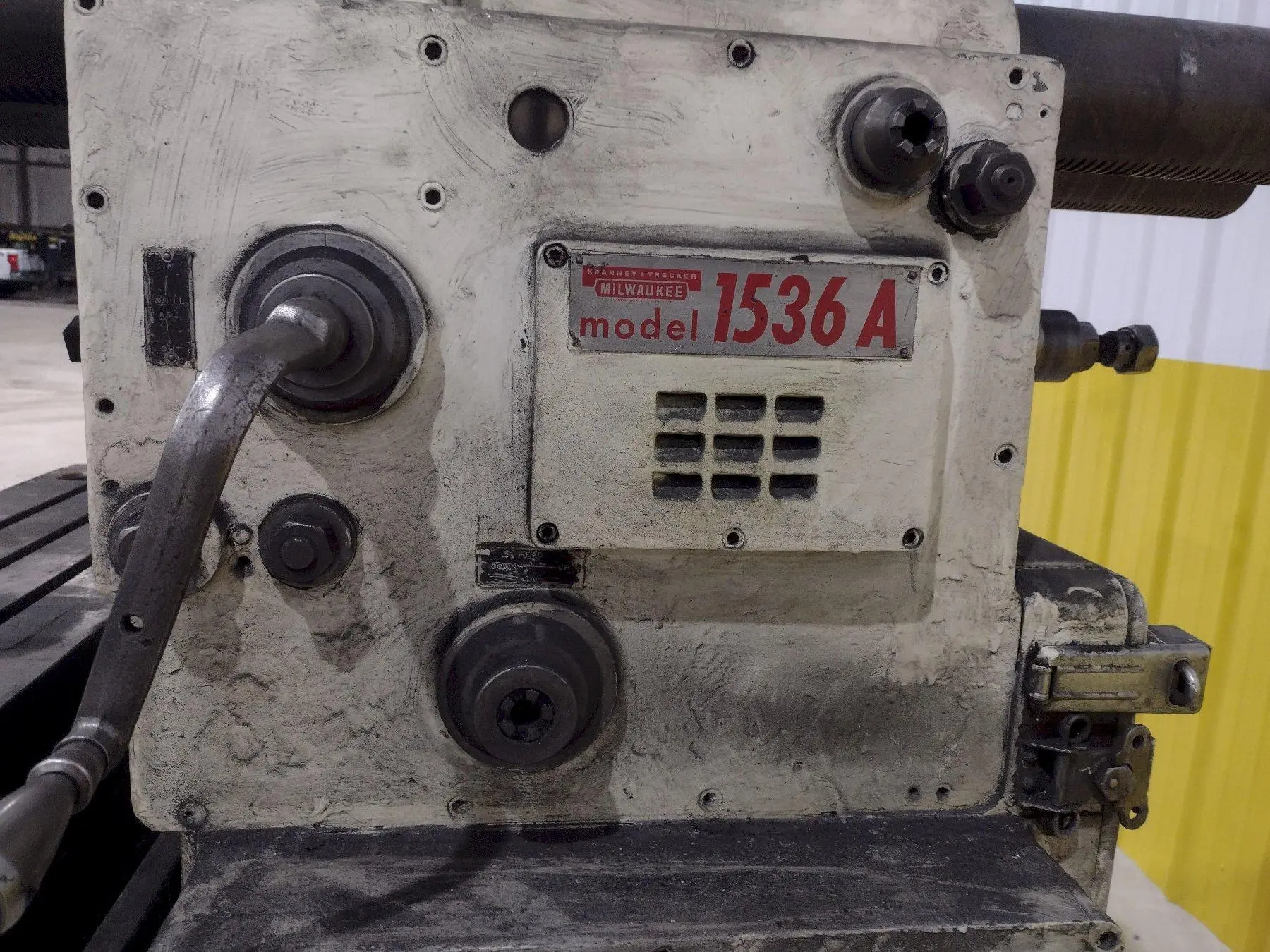 USED KEARNEY & TRECKER 1536A