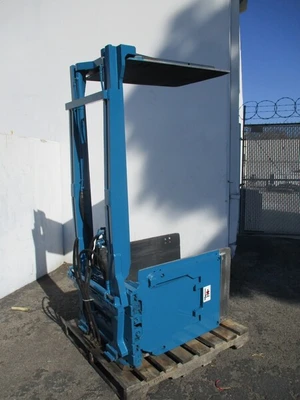 USED RIGHTLINE LCVM003