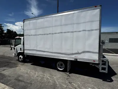 Used 2019 ISUZU NQR Reefer Trucks Florida US | Truck and Van Outlet #1509194