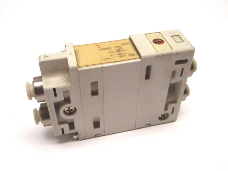 Used SMC Valve Parts (Hydraulics and Pneumatics) Michigan US | Maverick Industrial Sales #1401181