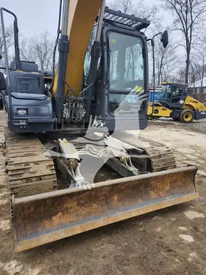 USED 2019 XCMG XE150U