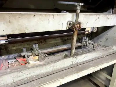 PNEUMATIC PRESS BRAKE