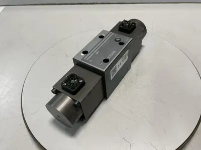 USED BOSCH 0 811 404 843
