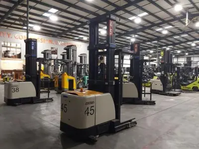 USED 2018 CROWN SP4050-30
