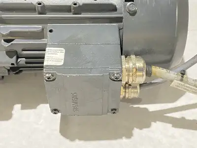 Used Siemens SIMOGEAR Geared Motor Gearmotors Michigan US | Maverick Industrial Sales #1389657