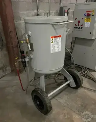 USED 2023 OMAX MAXIEM 1530
