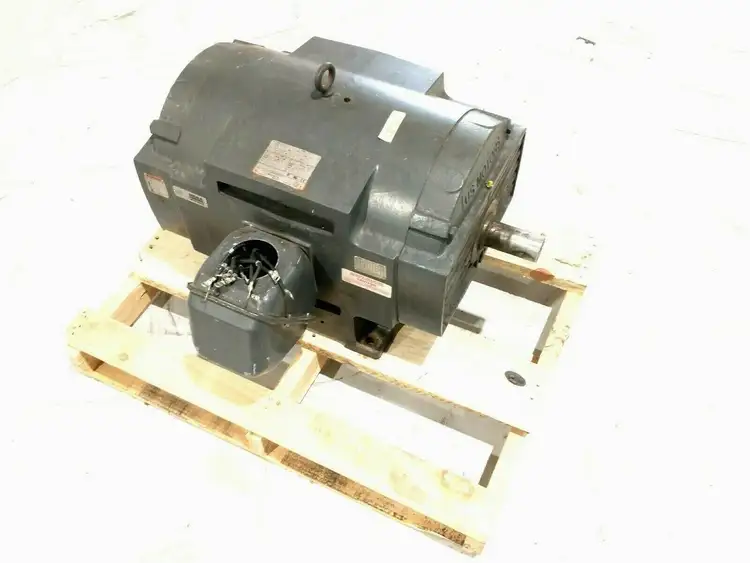 Used NIDEC MOTOR CORPORATION DD01 A.C. Motors | Maverick Industrial Sales #1109287