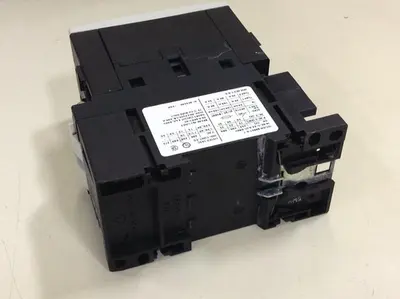 USED SIEMENS 3RT1 063-3A..0