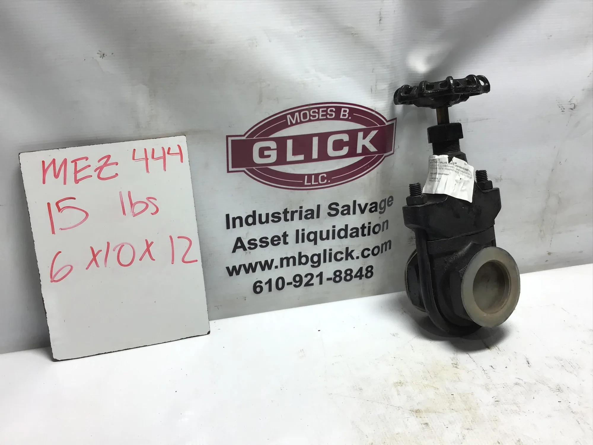 W.M Powell Co. Clip Gate 175PSI 3460