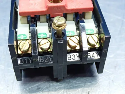 New | in-Stock ALLEN BRADLEY 700PB40 Contact Blocks Ohio US | HGR 24 #756361