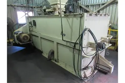 U Shaped Blender, 12'L x 60"W x 68"H, 40 HP Drive