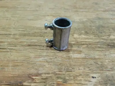 1/2" Set Screw Coupling