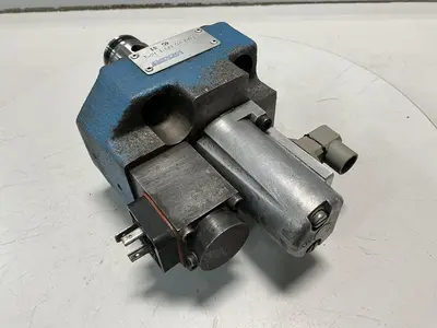 USED VICKERS CVU 25 EFP1 B29