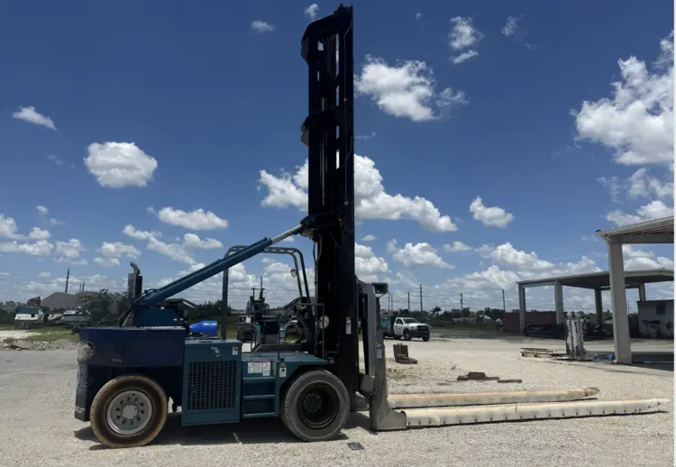 Used 2013 MARINE TRAVEL LIFT M2000S Straddle Carriers Florida US | Forklift Exchange #1326106