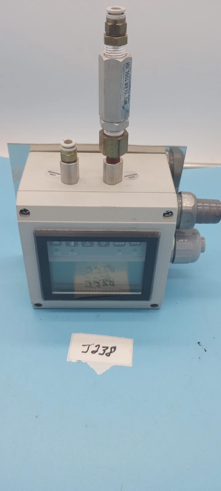 USED Dwyer Dh11-007