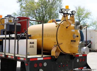 Used 2012 VAC-TRON 2012 VAC-TRON LP355-D Hydro Excavators Florida US | HDD Broker #1346740