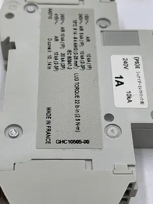 USED MERLIN GERIN MERLIN GERIN GHC10505-00