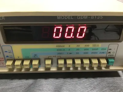 USED GW INSTEK GDM-8135