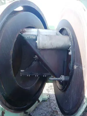 (2) Escher-Wyss H-160 peeler centrifuges, rubber-lined.