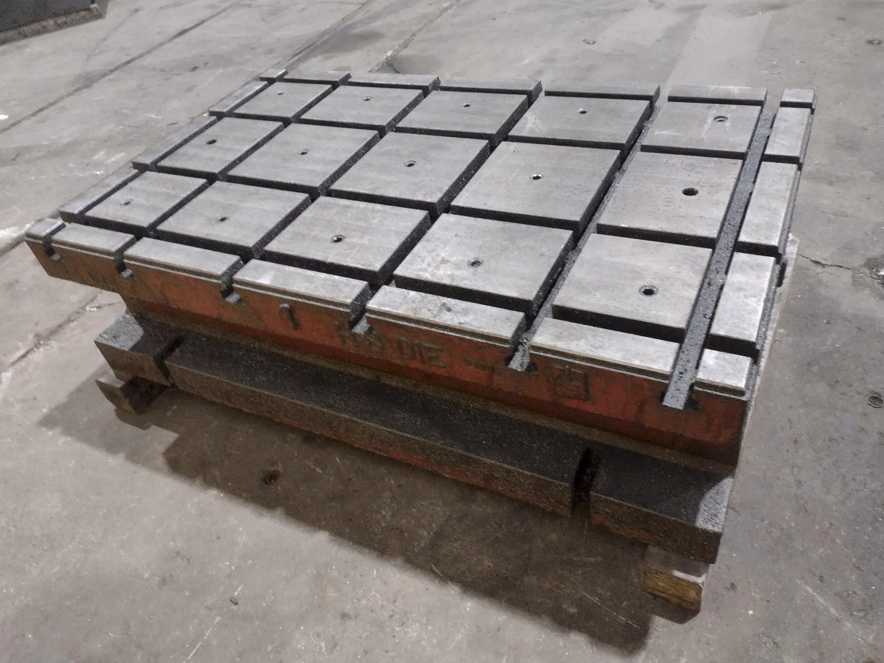 51" X 31" X 14 1/2" T-SLOTTED LAYOUT RISER TABLE / FLOOR PLATE: STOCK #19755