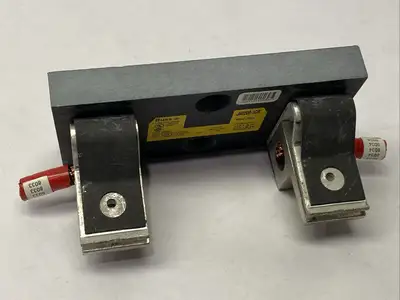 J60200-1CR | Cooper Bussmann  JM Modular Fuse Holder Block 1-Pole 200A 600V - Used