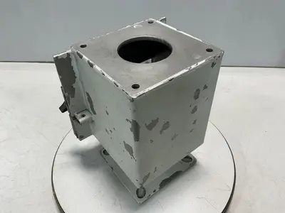 USED METAL FABRICATING NO MODEL NUMBER / NO TAG