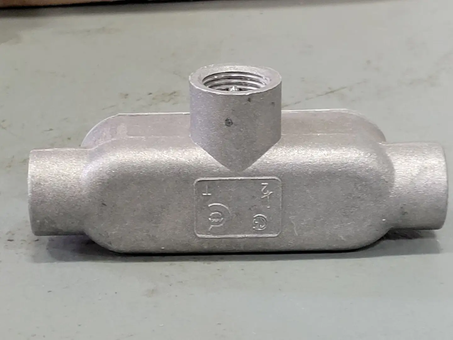 1/2" Type T Conduit Body (Box of 4)