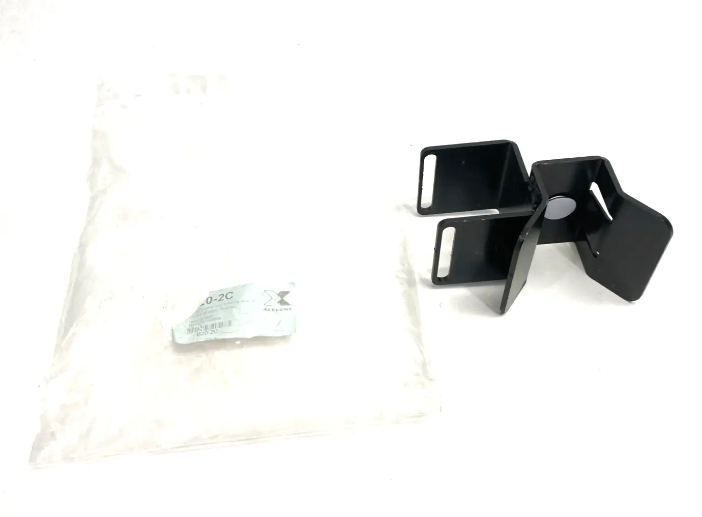 New | in-Stock Axelent X-Guard Telescopic Sliding Door Joining Bracket NO HARDWARE Locksmith Equipment/Supplies Michigan US | Maverick Industrial Sales #1413529