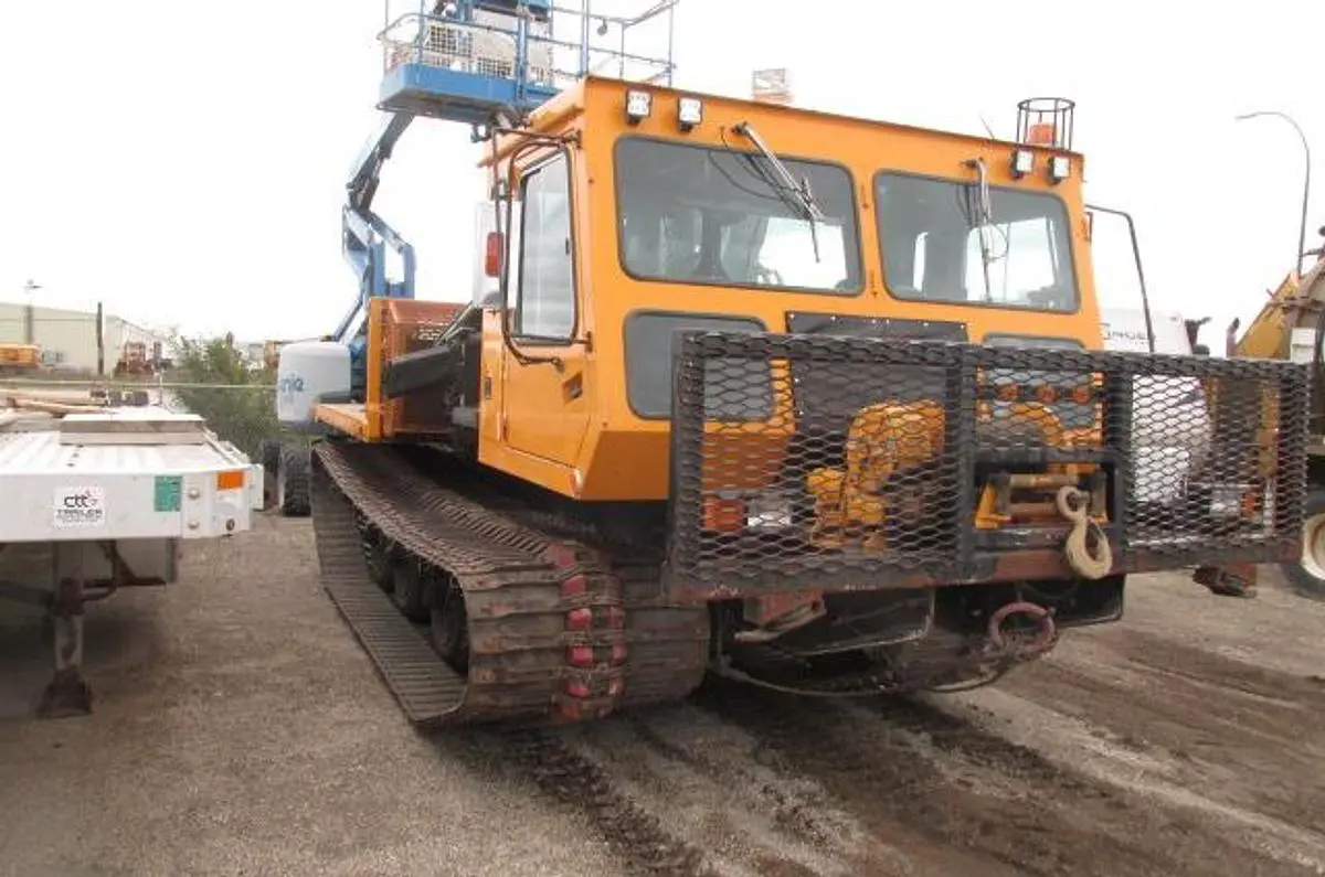 Used 2003 HICO HT10 WT CRAWLER CARRIER Crawler Carriers & Dumpers Manitoba CA | Conquest Truck & Auto Sales #1421322