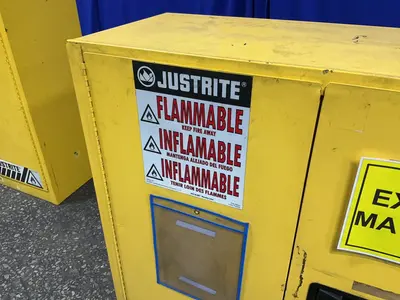 USED JUSTRITE 89300