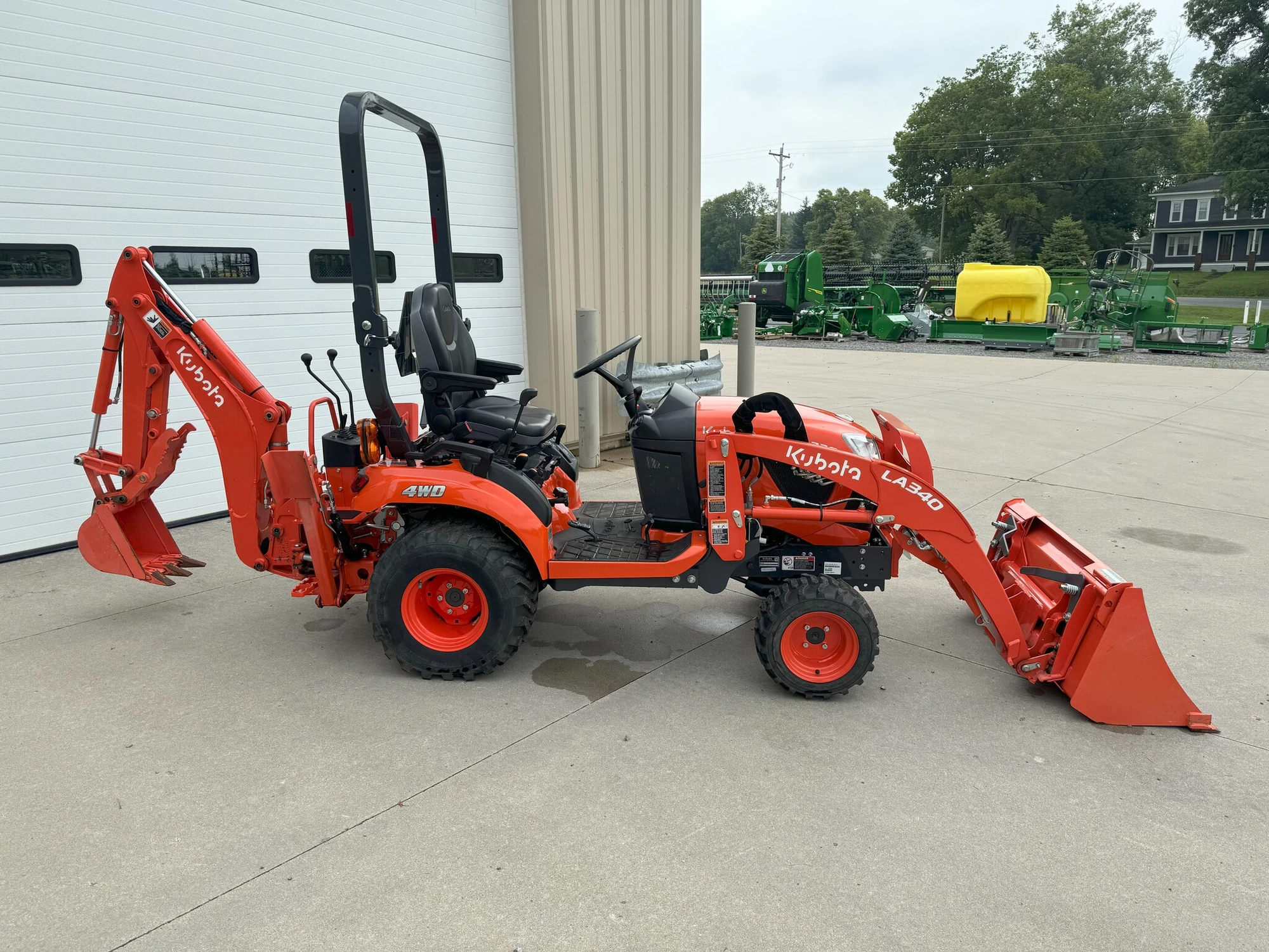 USED 2022 Kubota BX23S