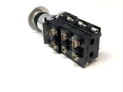 Used Cutler-Hammer Green Illuminated Flat Push Button w/ 2x 091296 Relays & Switches Michigan US | Maverick Industrial Sales #1414317