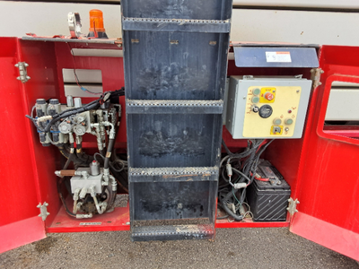 USED 2017 MEC 6092RT