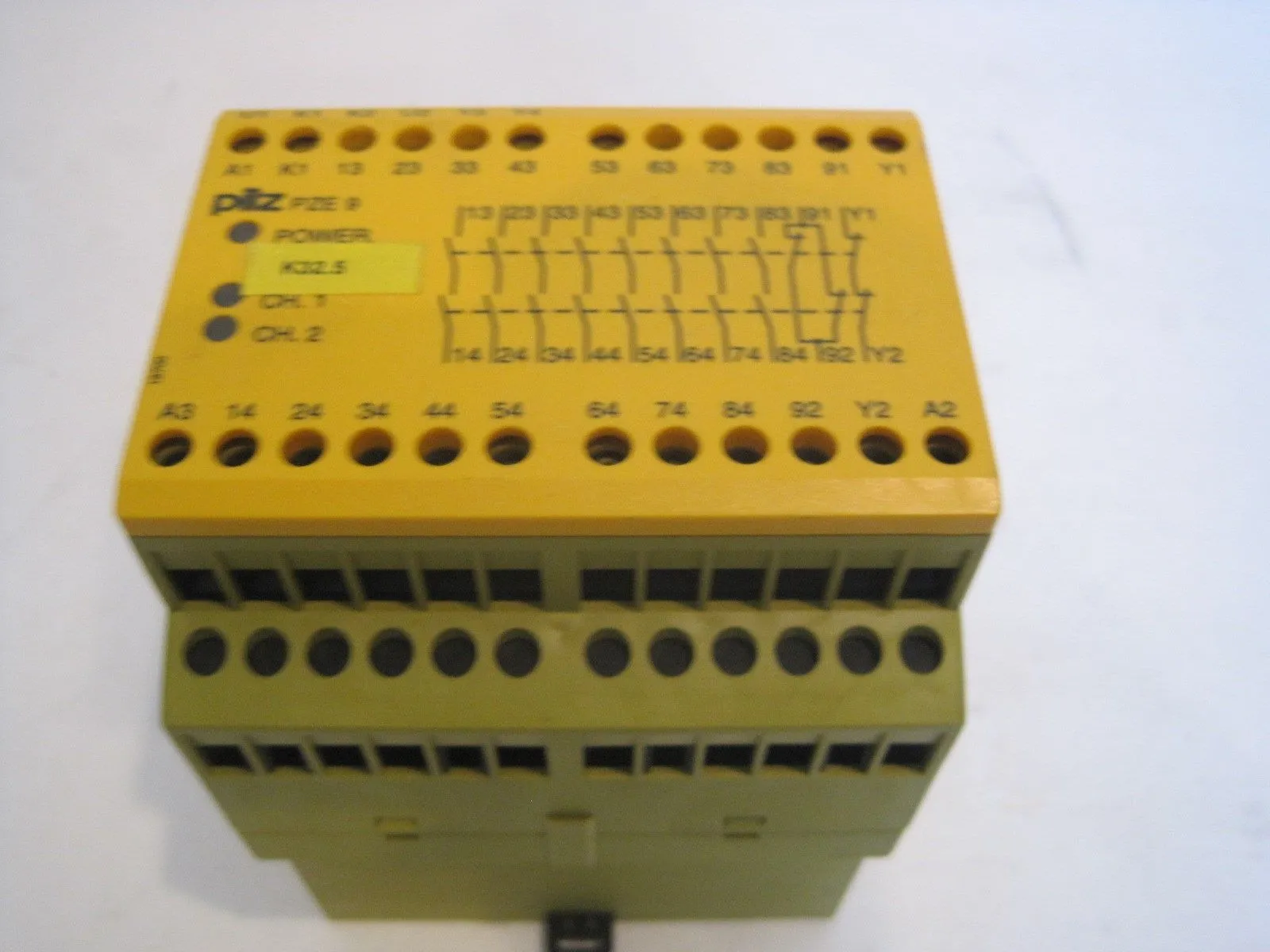 USED PILZ PZE-9-24VDC-8NO-1NC CONTACT MODULE PZE924VDC8NO1NC