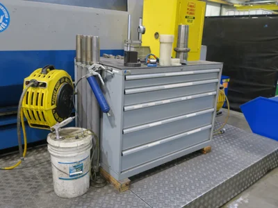 USED 2003 WEINGARTNER VARIO 500/8000