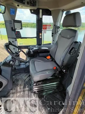 USED 2021 JOHN DEERE 744L WHEEL LOADER