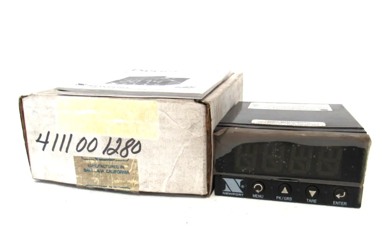 NEW NEWPORT IS800 FS DIGITAL PANEL METER IS800FS