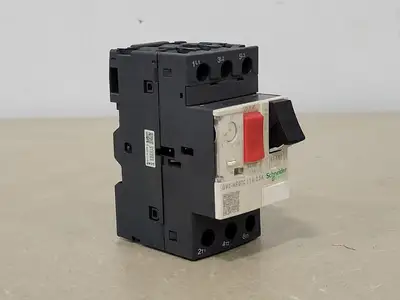 USED SCHNEIDER ELECTRIC GV2ME07