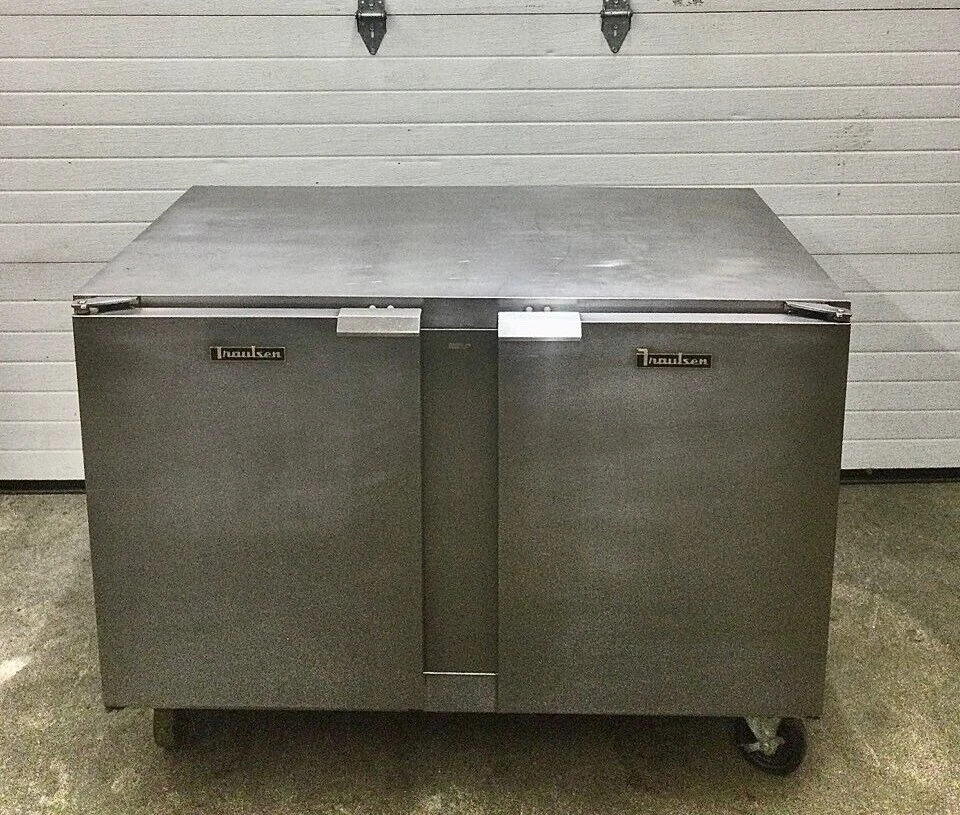 167-0234 Traulsen UHT 48-LR 48” 2-Door Self Contained Undercounter Cooler