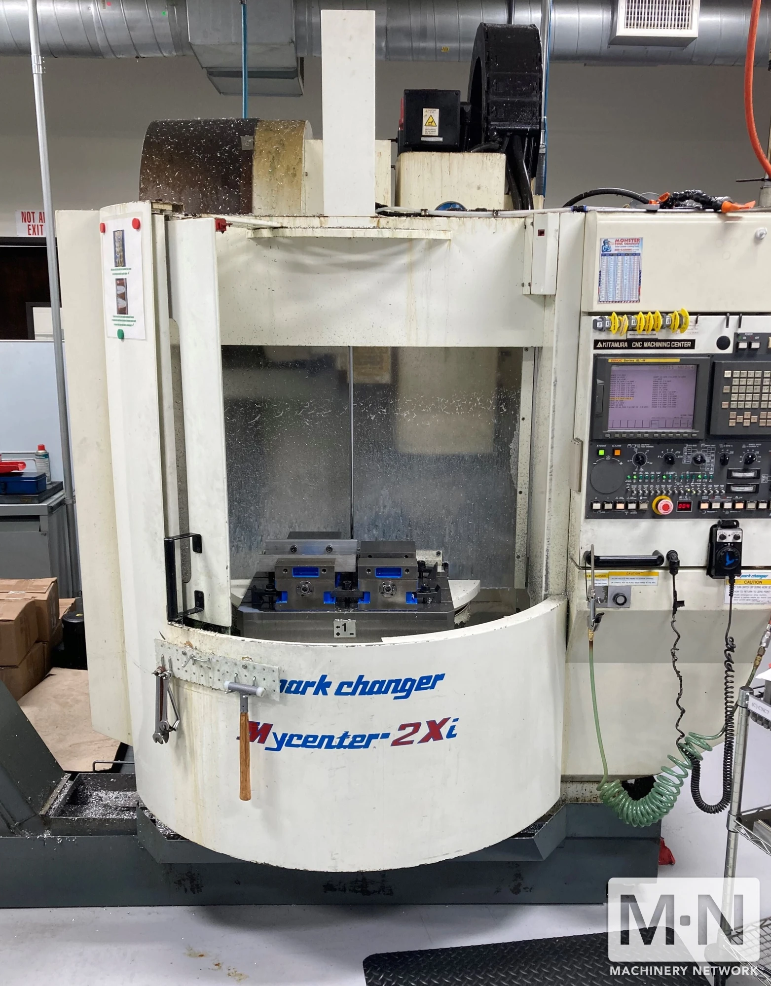 Kitamura Mycenter 2Xi CNC Vertical Machining Center | Machinery