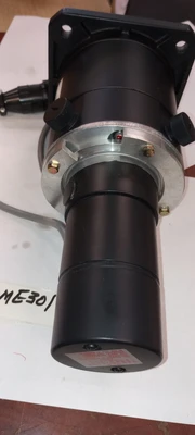 NEW Yaskawa Electric / Minertia Motor R08M-UV41