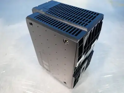 NEW KEYENCE XG7002