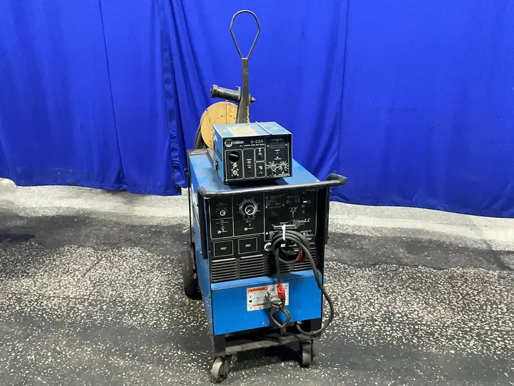 Used MILLER SHOPMASTER 300 AC/DC Arc Welders Ohio US | HGR 24 #1411953