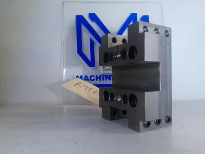 71 mm x 69 mm Nakamura Tome OD Turning Tool Holder TW20 Static Holder