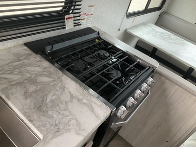 Used 2022 DELLA TERRA 200RD Campers, Caravans, Motorhomes Michigan US | Miedema Asset Management Group #1341092
