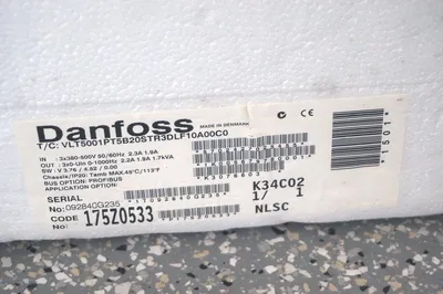 NEW DANFOSS VLT5001PT5B20STR3DLF10A00C0 SPEED DRIVE
