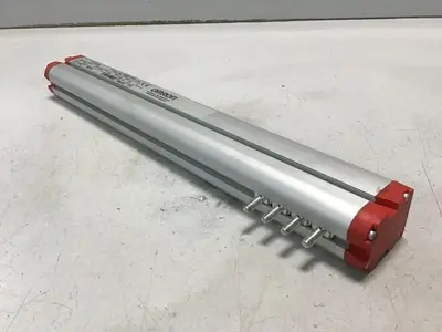 USED OMRON F3ET2-005-300